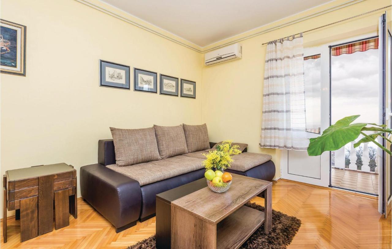 Lovely Apartment In Matulji With Kitchen Kültér fotó