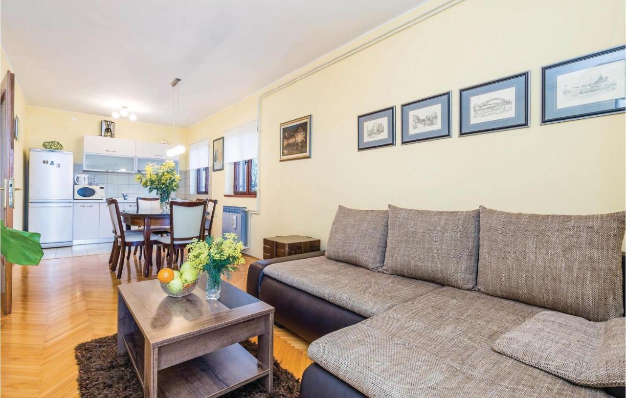 Lovely Apartment In Matulji With Kitchen Kültér fotó